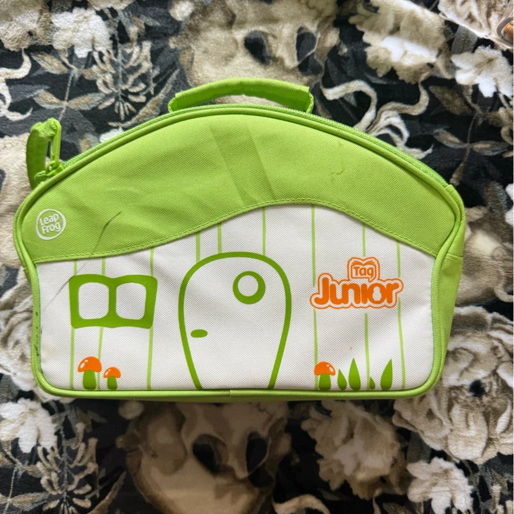 LeapFrog Tag Junior with 5 books